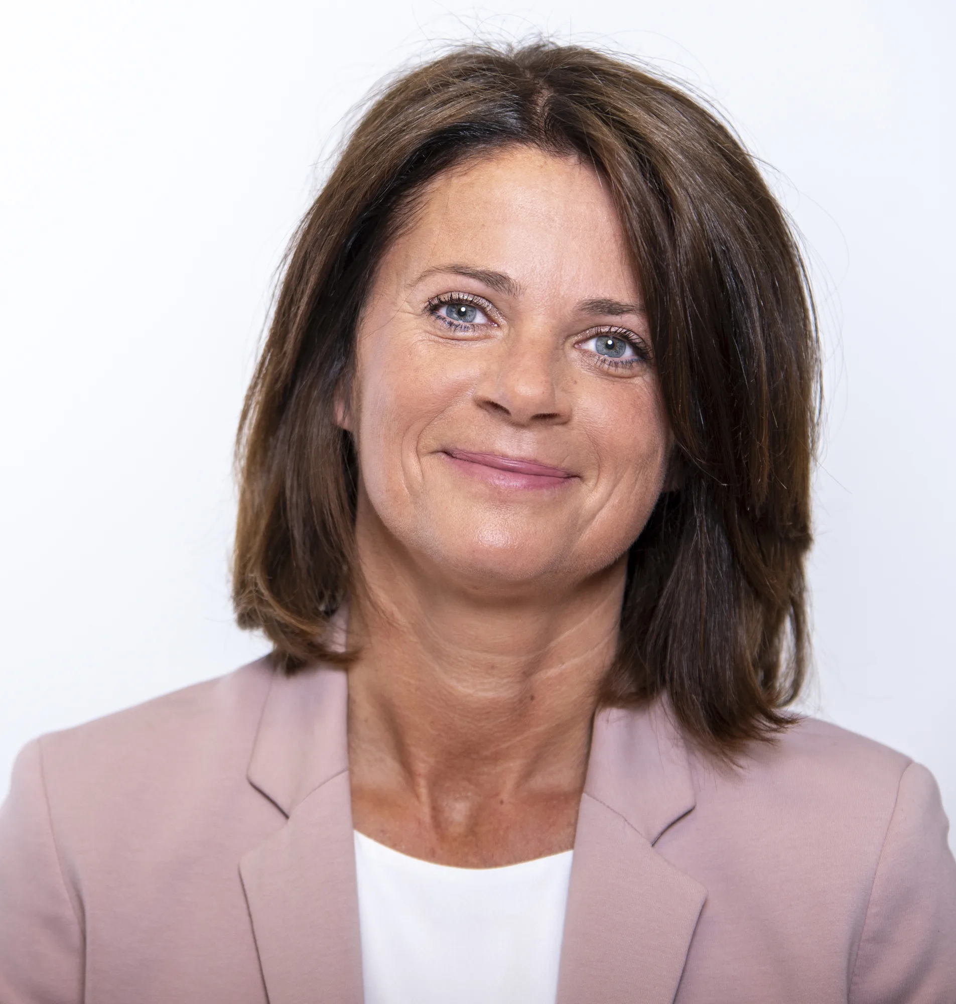 01_better-linked-claudia-baumgartner-expertin-fuer-coaching-persoenlichkeits-und-teamentwicklung Claudia Baumgartner